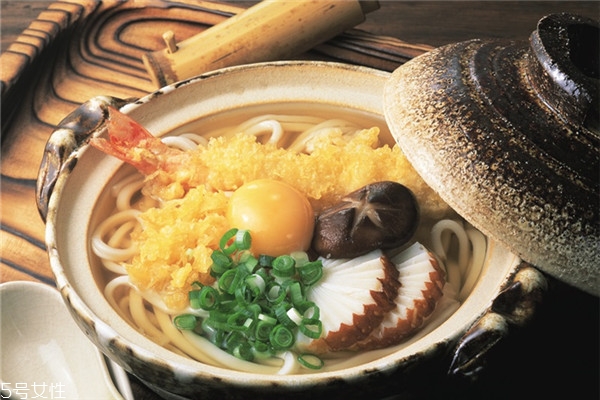 砂鍋開鍋方法 砂鍋的保養(yǎng)方法 砂鍋開鍋方法 砂鍋的保養(yǎng)方法