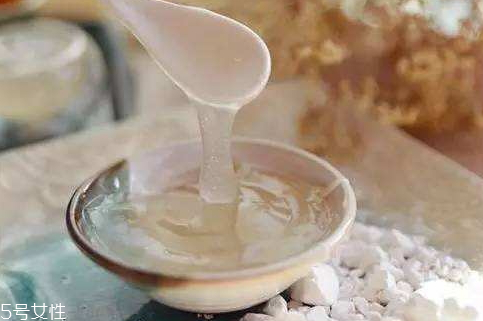 葛根粉用多少度的水沖 先溫水后開(kāi)水 葛根粉用多少度的水沖 先溫水后開(kāi)水