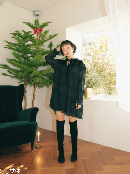 長(zhǎng)靴怎么搭配顯高？輕松穿出大長(zhǎng)腿
