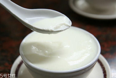 雙皮奶用什么牛奶比較好 純牛奶最好 雙皮奶用什么牛奶比較好 純牛奶最好