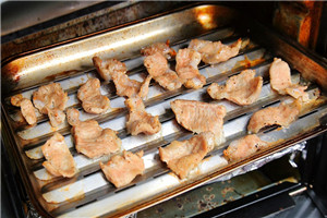 烤盤怎么清洗 焦黑油漬也不怕 烤盤怎么清洗 焦黑油漬也不怕