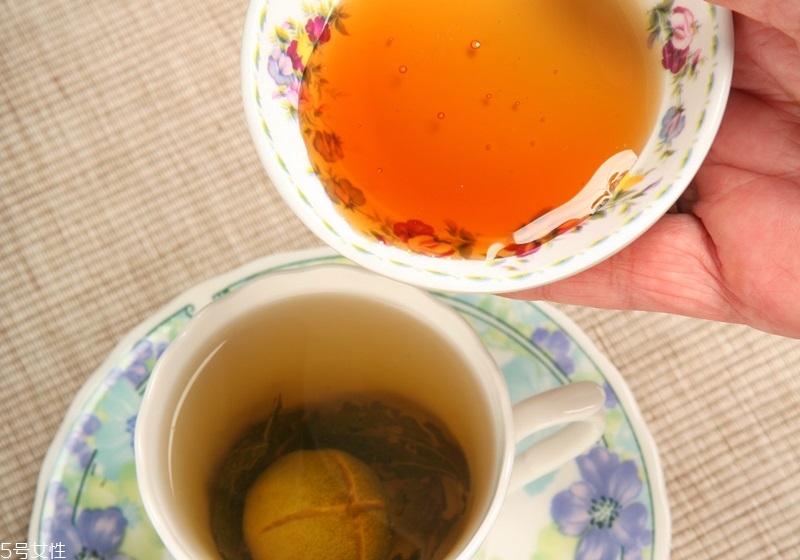 喉嚨沙啞喝什么好 3款養(yǎng)喉熱飲 喉嚨沙啞喝什么好 3款養(yǎng)喉熱飲