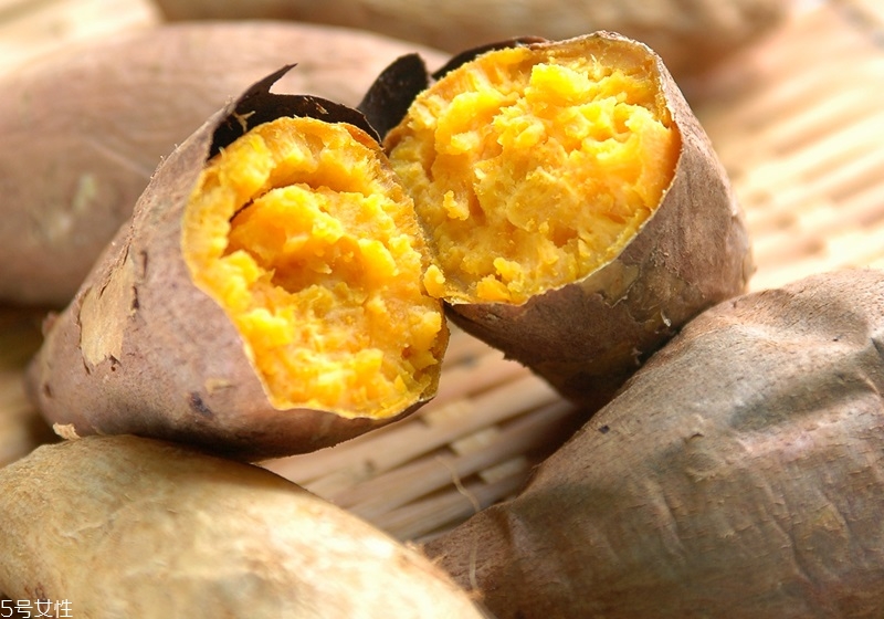 家用烤箱烤紅薯怎么烤 烤箱烤紅薯小技巧 家用烤箱烤紅薯怎么烤 烤箱烤紅薯小技巧