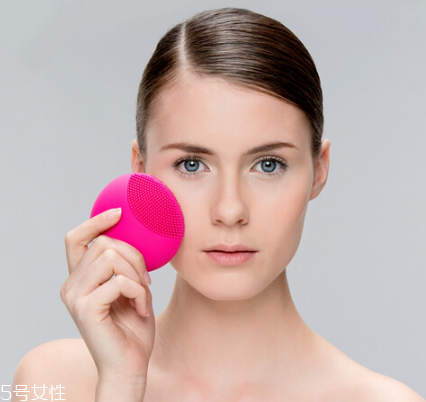 luna潔面儀可以天天用嗎？溫和清潔肌膚