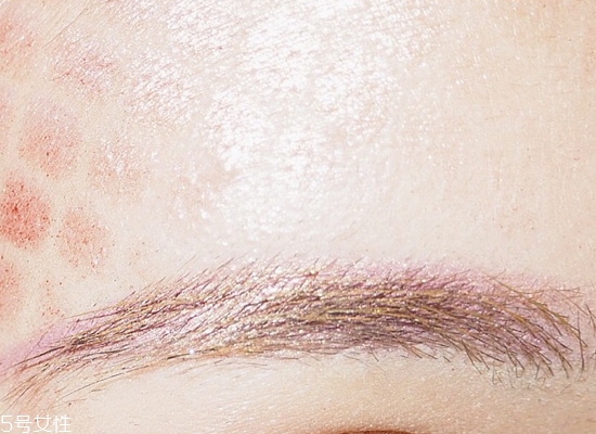 怎么在手上畫流血傷口 受傷妝具體步驟 怎么在手上畫流血傷口 受傷妝具體步驟