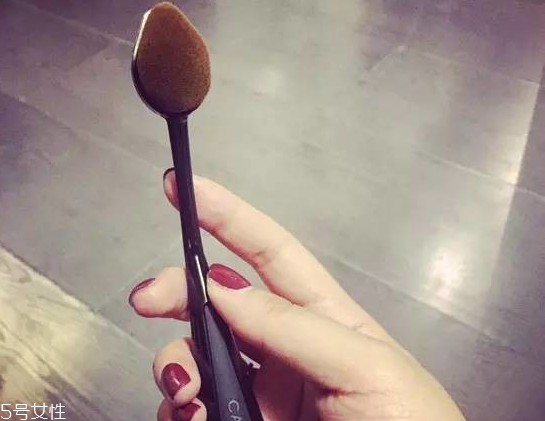 牙刷粉底刷哪個(gè)牌子好 espoir艾絲珀粉底刷 牙刷粉底刷哪個(gè)牌子好 espoir艾絲珀粉底刷