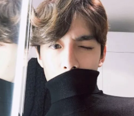 2022年最流行的發(fā)型男生？厚劉海還是最受歡迎