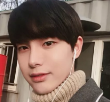 2022年最流行的發(fā)型男生？厚劉海還是最受歡迎