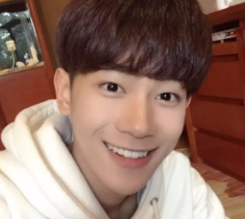 2022年最流行的發(fā)型男生？厚劉海還是最受歡迎