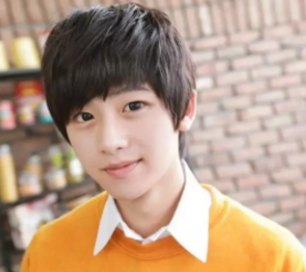 2022年最流行的發(fā)型男生？厚劉海還是最受歡迎