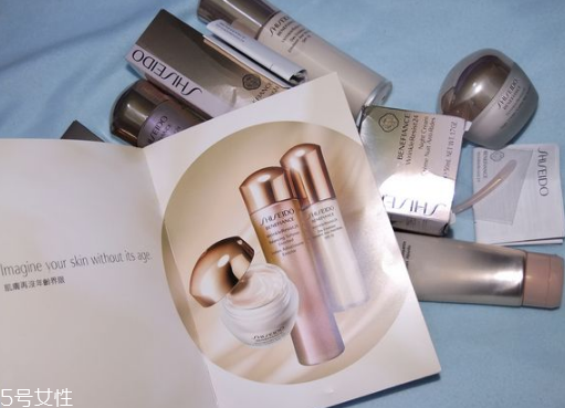 2022年最好用的洗面奶 徹底清除面部污垢 2022年最好用的洗面奶 徹底清除面部污垢