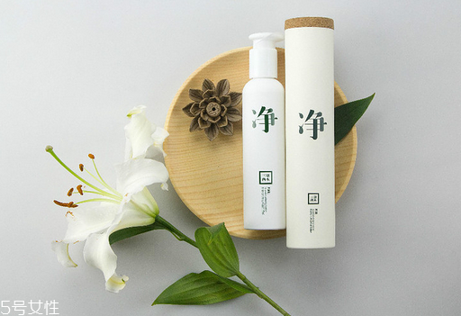 氨基酸洗面奶和普通洗面奶哪個好 氨基酸洗面奶品牌排行推薦 氨基酸洗面奶和普通洗面奶哪個好 氨基酸洗面奶品牌排行推薦