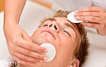 男士護(hù)膚的重要性 保養(yǎng)好自己的皮膚顏值更高 男士護(hù)膚的重要性 保養(yǎng)好自己的皮膚顏值更高