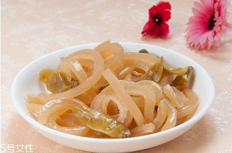 豬皮熱量高嗎 減肥期間不建議食用 豬皮熱量高嗎 減肥期間不建議食用