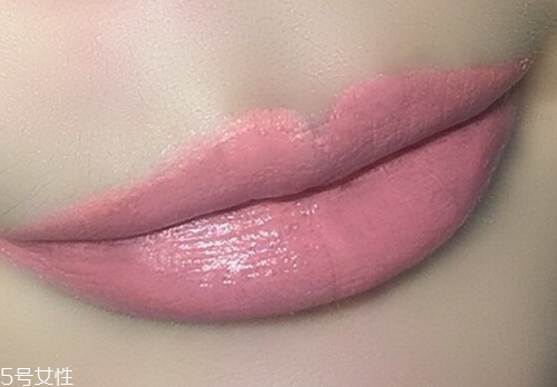 ck口紅專柜價(jià)格是多少 不沾杯的口紅涂法 ck口紅專柜價(jià)格是多少 不沾杯的口紅涂法