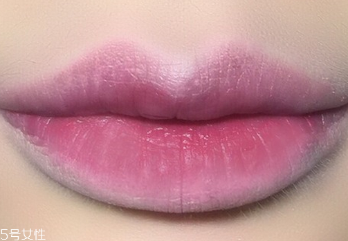 ck口紅專柜價(jià)格是多少 不沾杯的口紅涂法 ck口紅專柜價(jià)格是多少 不沾杯的口紅涂法