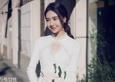 ck口紅專柜價(jià)格是多少 不沾杯的口紅涂法 ck口紅專柜價(jià)格是多少 不沾杯的口紅涂法