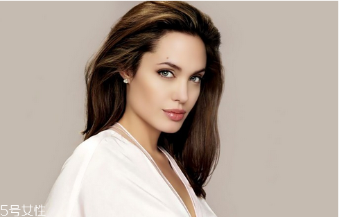 2022豆沙色口紅哪個(gè)牌子最火 經(jīng)典不過時(shí) 2022豆沙色口紅哪個(gè)牌子最火 經(jīng)典不過時(shí)