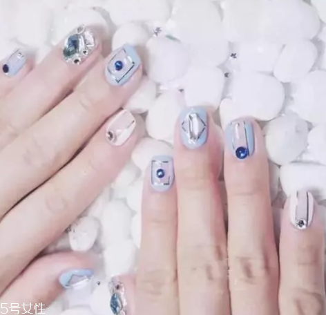 2022美甲十個(gè)流行顏色 氣質(zhì)美甲圖片大全2022 2022美甲十個(gè)流行顏色 氣質(zhì)美甲圖片大全2022