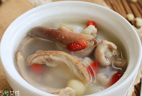 豬肚湯可以下奶嗎 豬肚湯下奶食譜 豬肚湯可以下奶嗎 豬肚湯下奶食譜