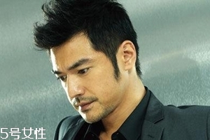 定型啫喱膏怎么用？三步打造完美發(fā)型