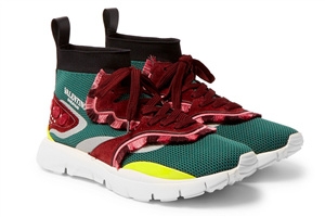 valentino華倫天奴襪子鞋多少錢_在哪買？