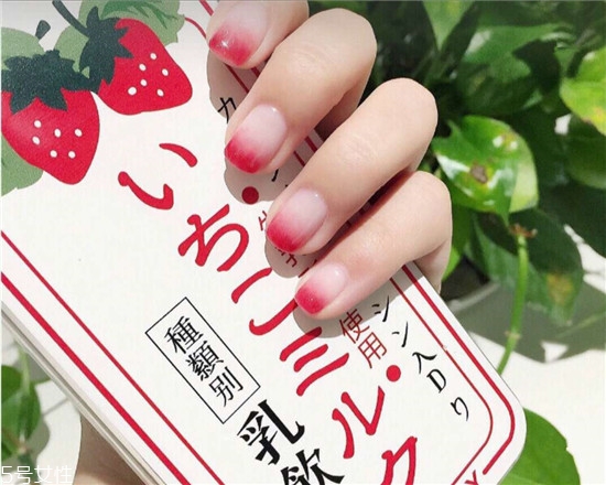 美甲裸粉色款式圖片2018 新款裸色美甲圖案大全 美甲裸粉色款式圖片2018 新款裸色美甲圖案大全