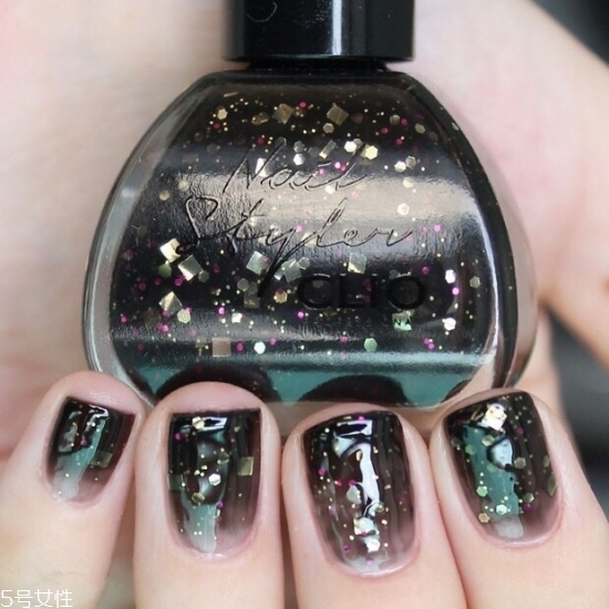 2018最新流行款純色美甲圖片 簡單耐看的美甲圖片漸變款式 2018最新流行款純色美甲圖片 簡單耐看的美甲圖片漸變款式