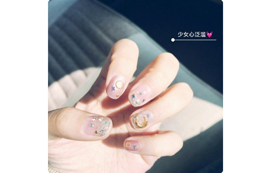 少女心美甲圖片韓式2018 純色美甲跳色款式搭配圖 少女心美甲圖片韓式2018 純色美甲跳色款式搭配圖