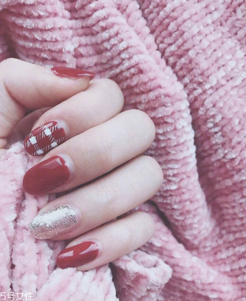 情人節(jié)美甲流行什么款式 2018情人節(jié)美甲圖片大全合集 情人節(jié)美甲流行什么款式 2018情人節(jié)美甲圖片大全合集