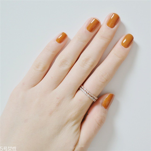 2022春天適合什么顏色美甲 純色系列顯手白的美甲圖片 2022春天適合什么顏色美甲 純色系列顯手白的美甲圖片