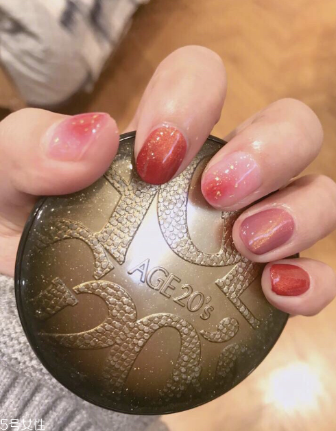 情人節(jié)美甲流行什么款式 2018情人節(jié)美甲圖片大全合集 情人節(jié)美甲流行什么款式 2018情人節(jié)美甲圖片大全合集