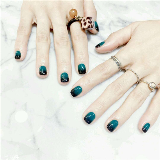 備孕期間可以做指甲嗎 2018漸變色美甲圖片大全集 備孕期間可以做指甲嗎 2018漸變色美甲圖片大全集