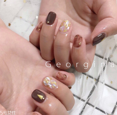 深色美甲圖片2022款式 美甲圖片2022款式顯氣質(zhì) 深色美甲圖片2022款式 美甲圖片2022款式顯氣質(zhì)