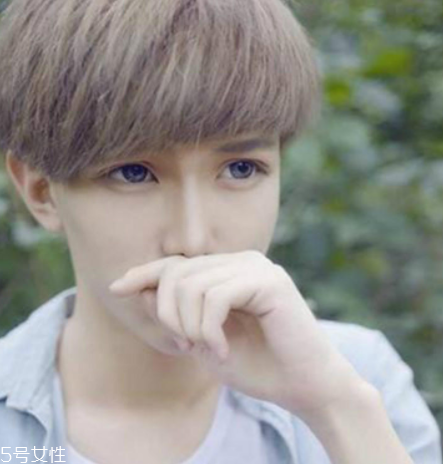 男士怎么樣設(shè)計(jì)發(fā)型好看？4款帥氣穩(wěn)重發(fā)型