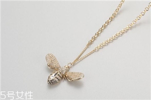 施華洛世奇小蜜蜂項(xiàng)鏈多少錢？