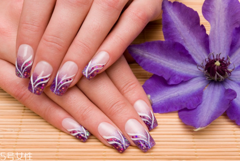 備孕期間可以做指甲嗎 2018漸變色美甲圖片大全集 備孕期間可以做指甲嗎 2018漸變色美甲圖片大全集