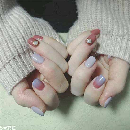 備孕期間可以做指甲嗎 2018漸變色美甲圖片大全集 備孕期間可以做指甲嗎 2018漸變色美甲圖片大全集