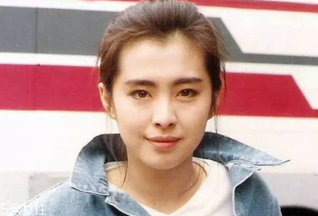 李圣經(jīng)同款美瞳是什么牌子 天生瞳孔自帶琥珀色 李圣經(jīng)同款美瞳是什么牌子 天生瞳孔自帶琥珀色