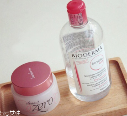 芭妮蘭卸妝膏和貝德瑪哪個(gè)好用 針對(duì)自己的需求進(jìn)行選擇 芭妮蘭卸妝膏和貝德瑪哪個(gè)好用 針對(duì)自己的需求進(jìn)行選擇