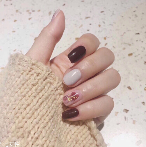 深色美甲圖片2022款式 美甲圖片2022款式顯氣質(zhì) 深色美甲圖片2022款式 美甲圖片2022款式顯氣質(zhì)