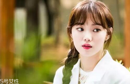 李圣經(jīng)同款美瞳是什么牌子 天生瞳孔自帶琥珀色 李圣經(jīng)同款美瞳是什么牌子 天生瞳孔自帶琥珀色