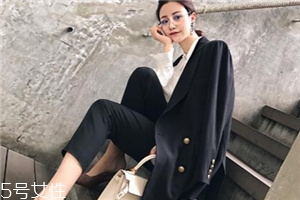 雙排扣西裝怎么搭配？盡顯帥氣女王范兒