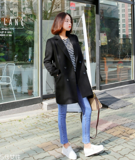 雙排扣西裝怎么搭配？盡顯帥氣女王范兒