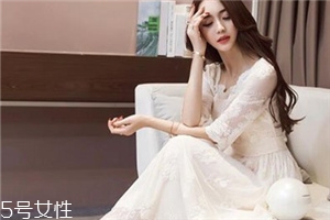 蕾絲長裙配什么鞋子？為你加足時髦指數(shù)