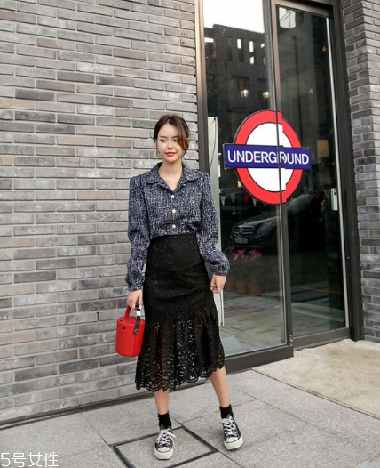 蕾絲長裙配什么鞋子？為你加足時髦指數(shù)