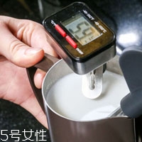 拿鐵怎么打奶泡 冰拿鐵和熱拿鐵打奶泡方法 拿鐵怎么打奶泡 冰拿鐵和熱拿鐵打奶泡方法