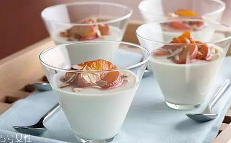 希臘酸奶能減肥嗎 無(wú)糖低脂 希臘酸奶能減肥嗎 無(wú)糖低脂