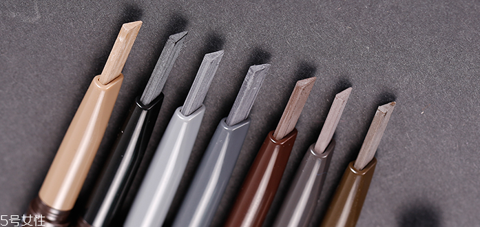 眼距太寬怎么畫眼線？眼頭尖角全描黑