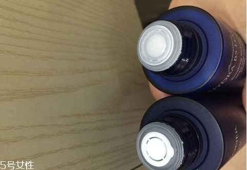 ahc水乳怎么辨別真假 真假對比圖片 ahc水乳怎么辨別真假 真假對比圖片